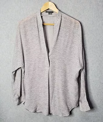 Vince Printed Silk Popover Blouse Long Sleeve V Neck Boxy Gray White Size Med • $32.98