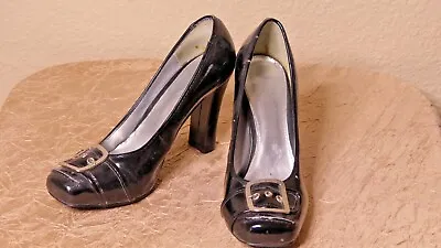 Shoes - Black 3  Heels With Buckle Design • $10