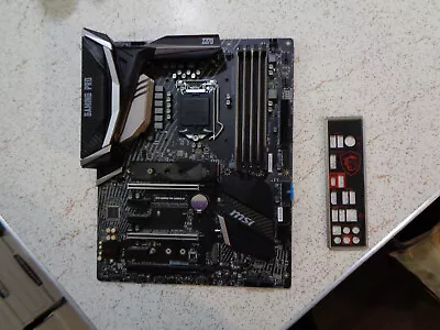 MSI Z370 GAMING PRO CARBON AC ATX Motherboard - FOR PARTS Or Repair Weird. Look! • $50