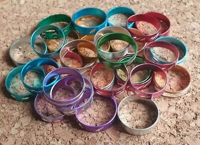 Pack Of 30 Aluminium Fashion Rings Mixed Colours/Sizes Party/Goody Bags Dress Up • £3.65