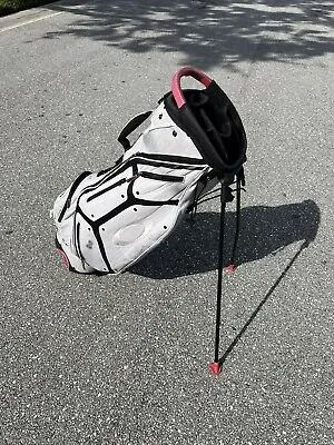 Oakley Golf Bag Men Or Woman Pre-Owned • $124.99