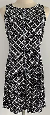 TIGERLILY Women's DRESS Size 8 - Black & White Print Zip Back   • $17.46