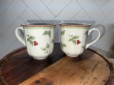 Set Of 2 Villeroy And Boch Joy Noel Mugs Berry Leaves GREAT Condition • $20