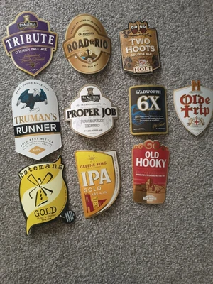£8 • Buy 10 X Beer Pump Clips, All Curved, Fronts Only