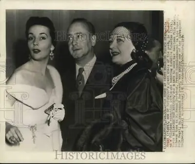 1958 Press Photo Pola Negri Ludmilla Tcherina And Raoul M.Bertrand At A Party • $15.99
