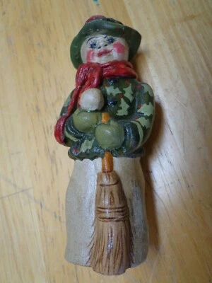 $125 • Buy Vaillancourt Folk Art Chalkware Snow Lady With Broom #9935 - 1999 Second