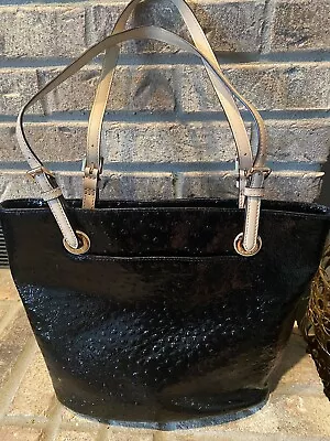 Michael Kors Black Patent Ostrich Print Tote • $45