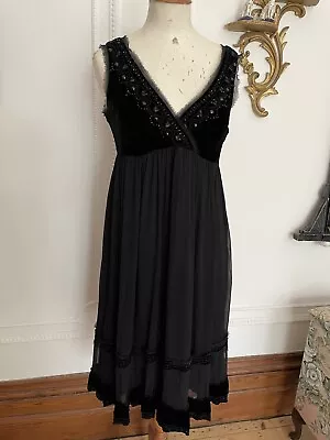 Black Velvet And Chiffon Evening Dress By K Derhy Size 10 • $18.94