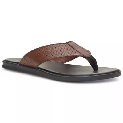 VINCE CAMUTO Men's Waylyn Leather Thong Sandals Cognac NWB Shelf-108A • $34.99