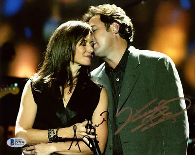 AMY GRANT VINCE GILL DUAL SIGNED 8x10 PHOTO CHRISTIAN COUNTRY COUPLE BECKETT BAS • $165