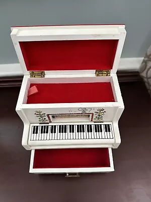 Honky Tonk Piano Jewlery Music Box - 1968 • $50