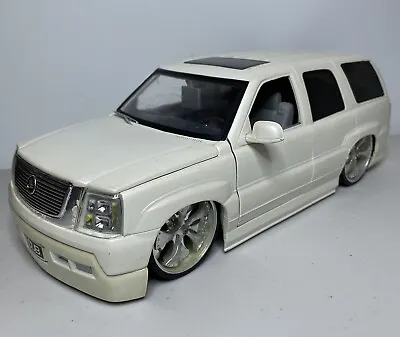 Jada Toy Dub City 1:18 Big Baller Cadillac Escalade Spinner Wheels • $64.99