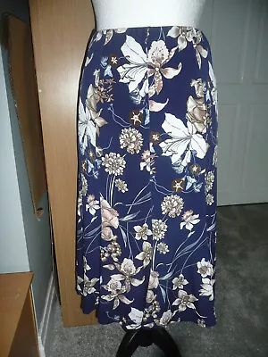 Saloos Navy Floral Lined Silky Feel Skirt With Elastic Waist Size 14 • £4.75