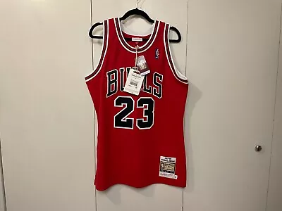 Chicago Bulls Michael Jordan Mitchell & Ness 1997-98 Hardwood Classic Jersey NWT • $193.95