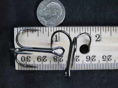 25 Vmc Black Treble Hooks Size 1 Round Bend Replacement Hook  FREE FAST SHIPPING • $9.99