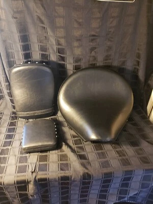 $500 • Buy YAMAHA XVS 1100 V-Star Wide Touring Two-Piece Seat 2000-09 Similar Mustang 75910