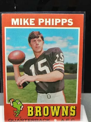 Vintage 1971 Topps Mike Phipps RC Cleveland Browns #131 • $1.99