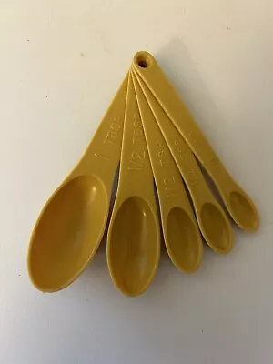 Vintage Foley Measuring Spoons Set 5 Plastic Snap Together Harvest Gold Nesting • $8.29