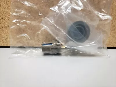 Amphenol 2 Pin Military Connector MS3106A125-3S • $24.99