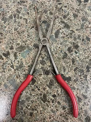 Mac Tools 11  Extended Reach Bent Angle Needle Nose Pliers-P301733.  FREE SHIP • $22.49