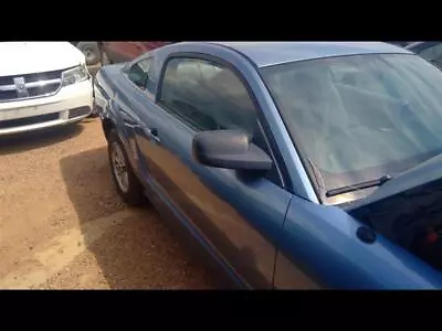 Passenger Front Door Electric Coupe Fits 05-09 MUSTANG 268074 • $600