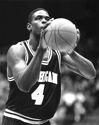 1992 Michgan Wolverines CHRIS WEBBER Glossy 8x10 Photo Basketball Print Poster • $4.99