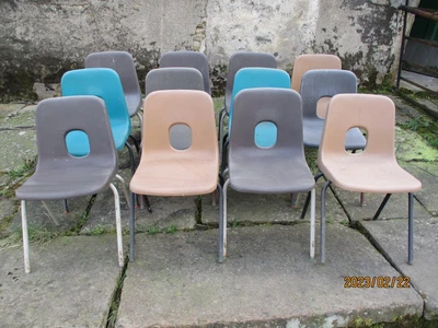 £40 • Buy 12 X HILLE (GB MADE) Childrens  1960/70s Plastic Stacking Chairs