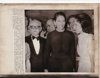 MARIA CALLAS ROYAL OPERA STYLISH SMILE POSE PORTRAIT 1950s ORIG PHOTO 380  • $19.99