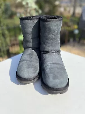 Womens UGG Classic Short Boots - Eve Blue Suede Size 8 US • $32