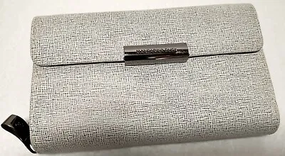 Mandarina Duck White Faux Leather Women's Wallet Used Zipper & Clasp  • $19.99