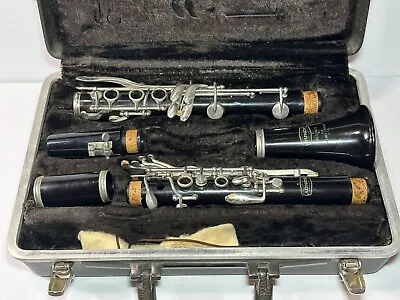 Selmer Bundy Resonite Clarinet With Original Case  Made In USA Serial# 1160357 • $54.99