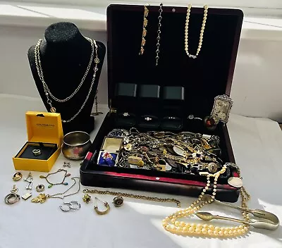 Jewellery Joblot 18ct/14ct/9ct Gold/Diamond/wedding/scrap Gold 99p NR • £345