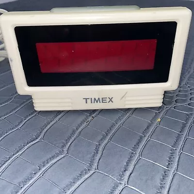 Vintage Timex Nature Sounds Digital Alarm Clock T122NW Tested & Works!! • $24.99