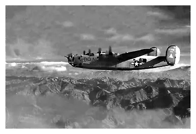 Consolidated B-24 Liberator Heavy Bomber In Flight 4x6 Ww2 Wwii Photo • $7.97