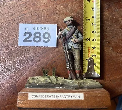 Metal Confederate Infantryman • £14