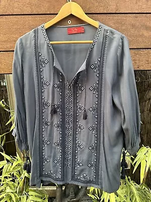 Tigerlily Shirt Size 12  • $24.99