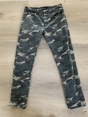 VTG Victorious Men's Jeans Slim Fit Camo Print Taper Leg Stretch Y2k 34x32 Read • $18.99