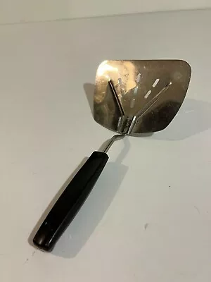 Vintage Foley MPLS Stainless Steel Large Slotted Curved Spatula Flipper • $15