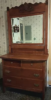 Antique Oak 4 Drawer Dresser With Mirror • $300