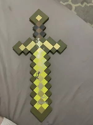 Minecraft Minecon 2013 SIGNED Golden Sword ALL TEAM CRAFTED MEMBERS • $650