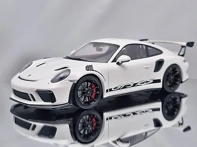 Minichamps Porsche 911 (991.2) GT3 RS 2019 White With Black Rims 1:18 • $199.99