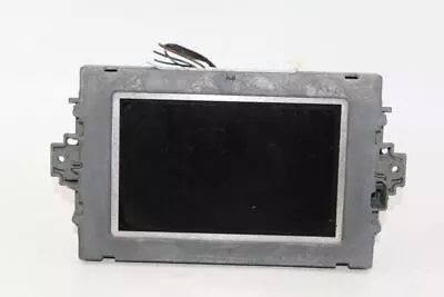 Info-GPS-TV Screen Display 172 Type C250 Fits 2012-2016 MERCEDES C OEM #23822 • $56.99