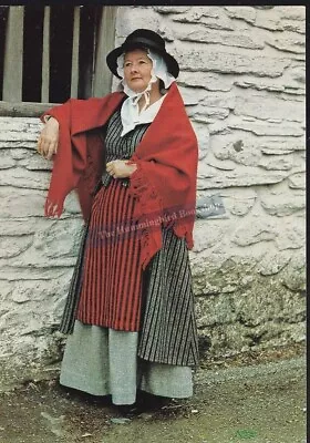 18th Century Costume Of A Countrywoman Radnorshire Welsh Costume Unused Postcard • £3.49