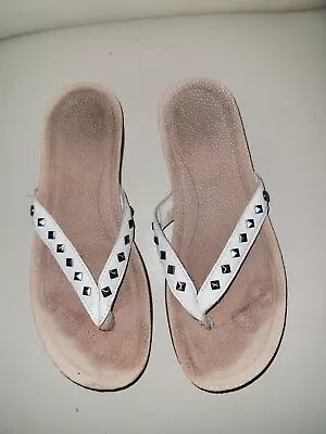 Women's UGG Brown Leather Flip Flop Sandals Size 5 • $16