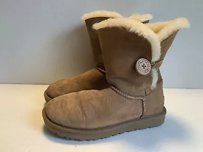 UGG Bailey Button Ll Brown Suede Shearling Boots 1016226 Women’s Size 7  • $25