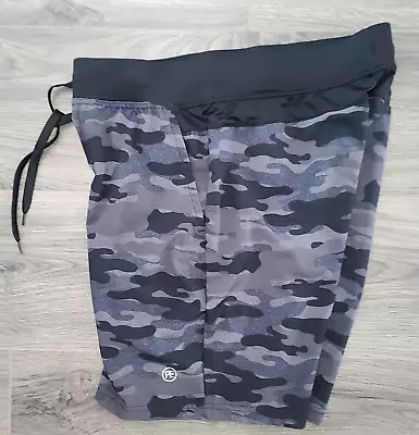 Perry Ellis Sport Men M Camo Unlined Shorts 50+ UPF • $10