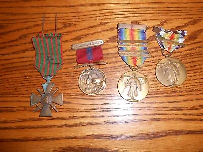 Lot 4 WW1 Medals 2- WWI Victory Medals USMC Good Conduct Croix De Guerre • $195