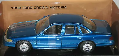 Motormax 1/24 1998 Ford Crown Victoria Police Car - Slicktop BLUE - 76102 • $13.50