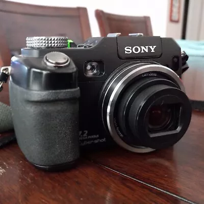 Sony DSC-V3 Cyber-Shot Digital Camera - Excellent • $49.99