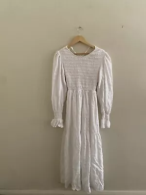 Dissh 12 White Linen Long Sleeve Backless Maxi Dress  • $59.25